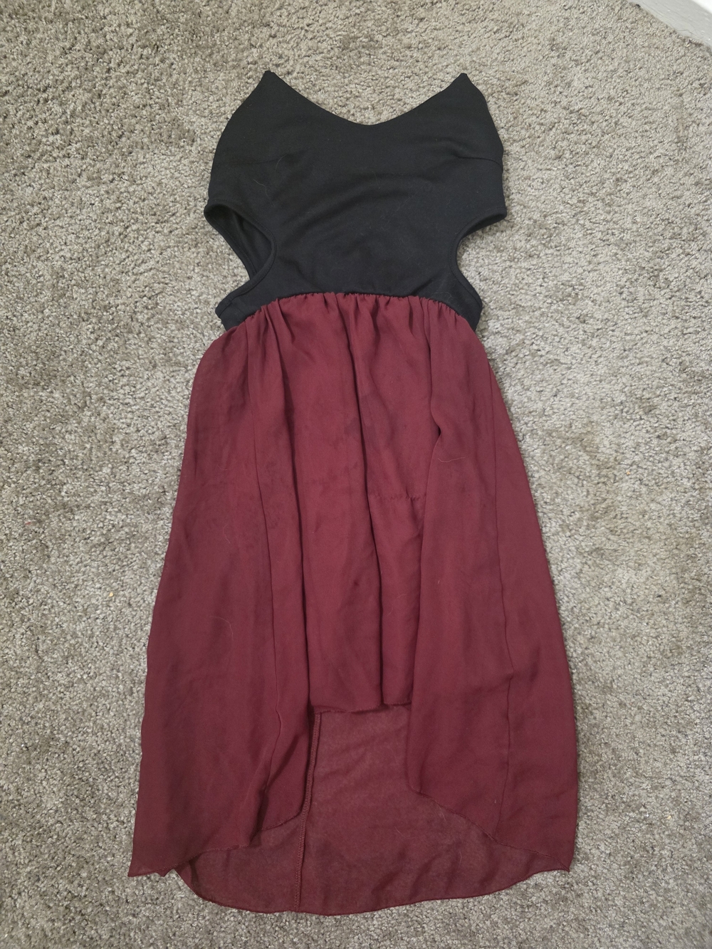Poetry Two-Tone Midi Dress in Black & Burgundy